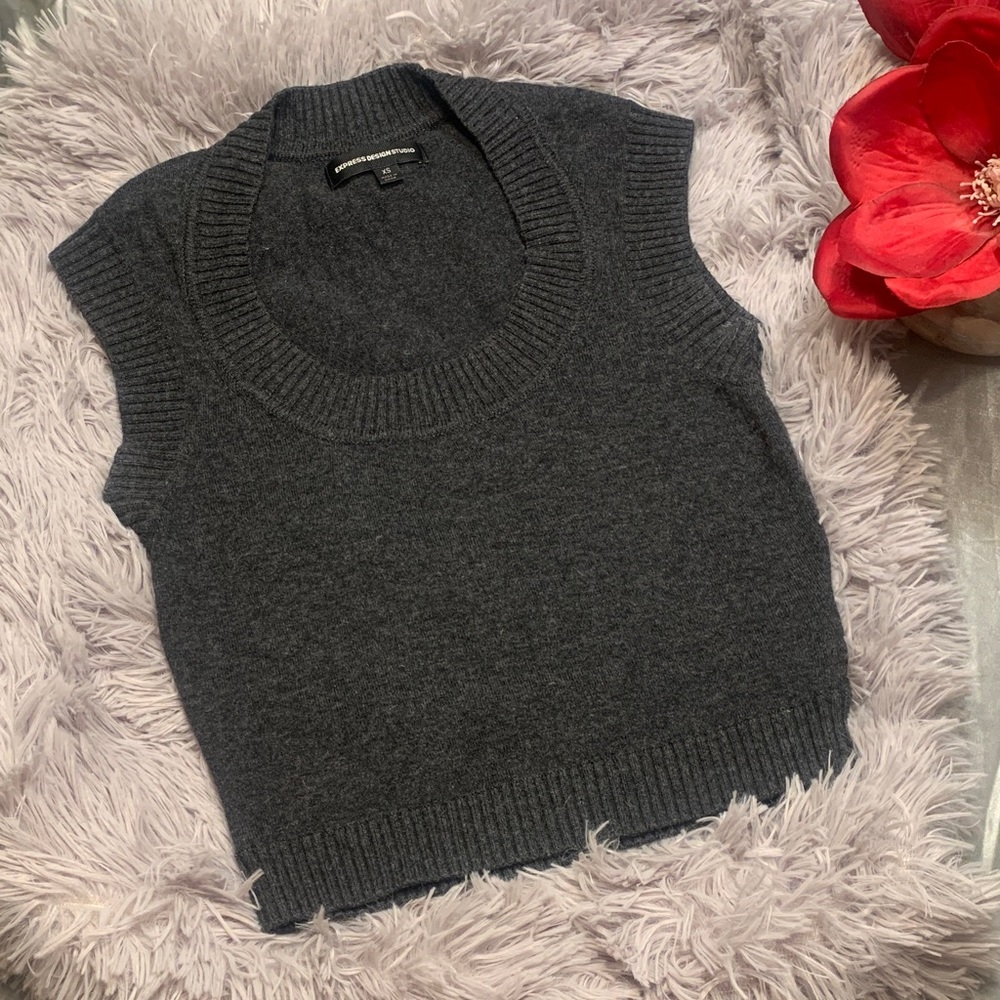🌹VINTAGE Express DESIGN STUDIO • Women’s Charcoal   VEST Sweater •